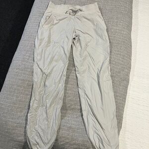 Lululemon - Lined Dancer Pants - Off White - Size 8